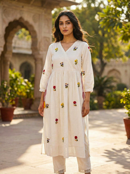 White Cotton 2 Piece Kurta Set for Women – Floral Embroidered Ethnic Wear